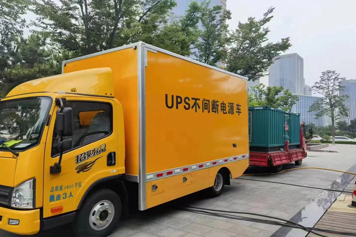 盈江发电机租赁施工现场